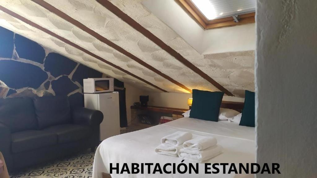 Alojamientos La Casa De Piedra Murcia Bagian luar foto